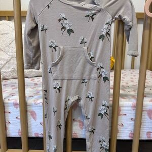 Kyte BABY Magnolia Snap Romper